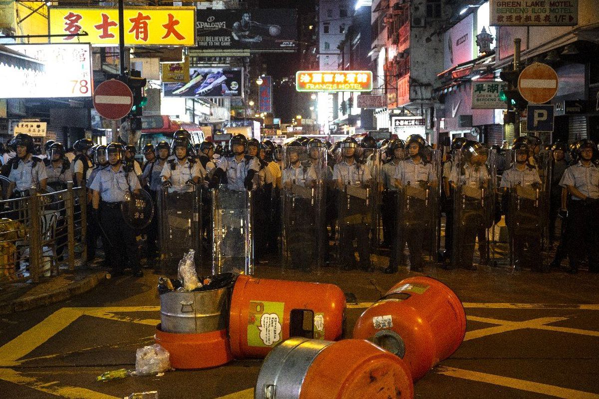 Hong Kong\'da protestolara sebep olan yasa "öldü"