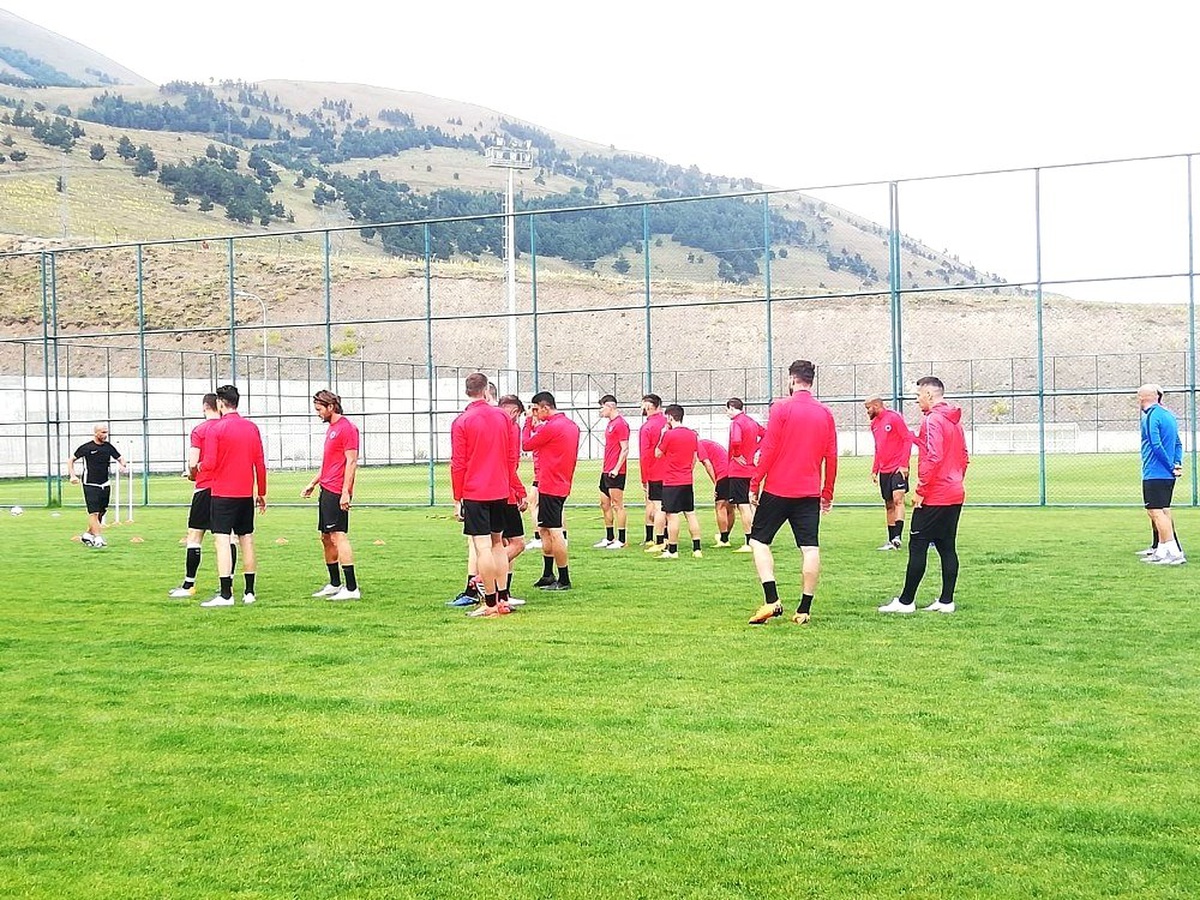 (Özel Haber) Gençlerbirliği, ilk etap kamp hazırlıklarına Erzurum\'da başladı