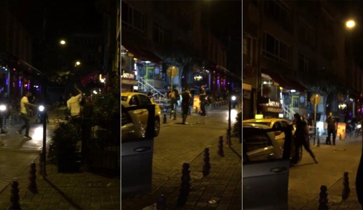 (Özel) Şehir zorbalarının taksicinin kafasında şişe kırıp aracına zarar verdiği anlar kamerada