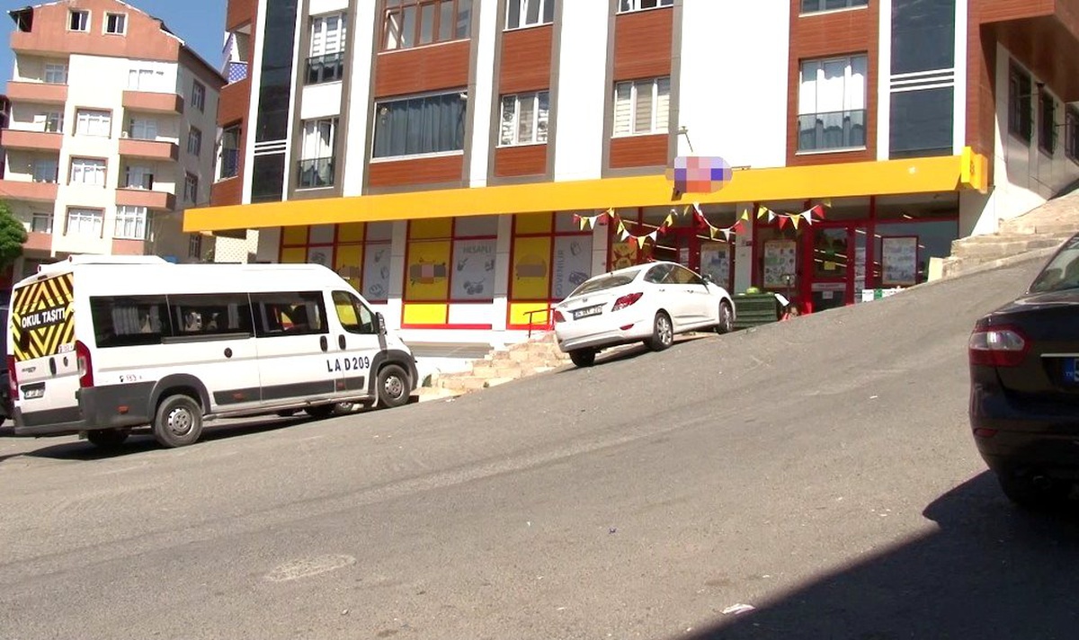 Sultangazi\'de markette silahlı soygun