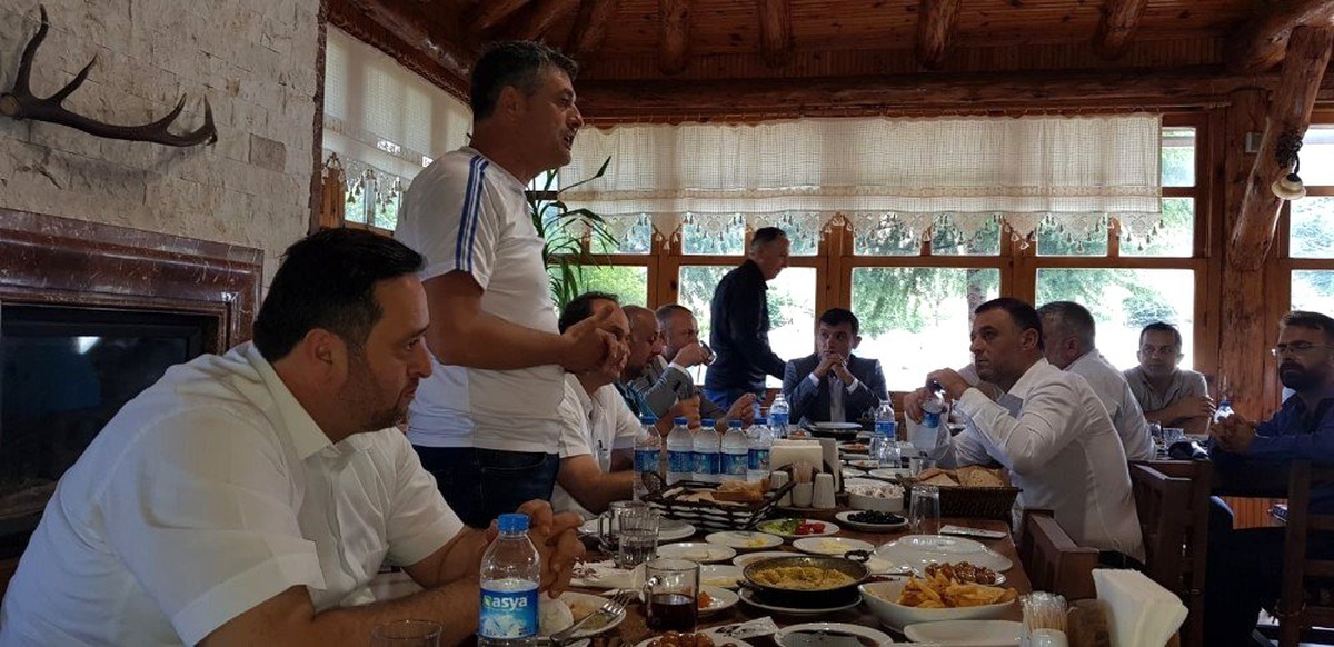 Taşıcı esnafı bir araya geldi sorunlar konuşuldu