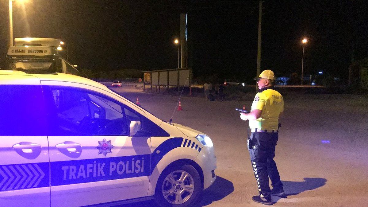 Trafik ekipleri üniversite bölgesinde uygulamalarına devam ediyor