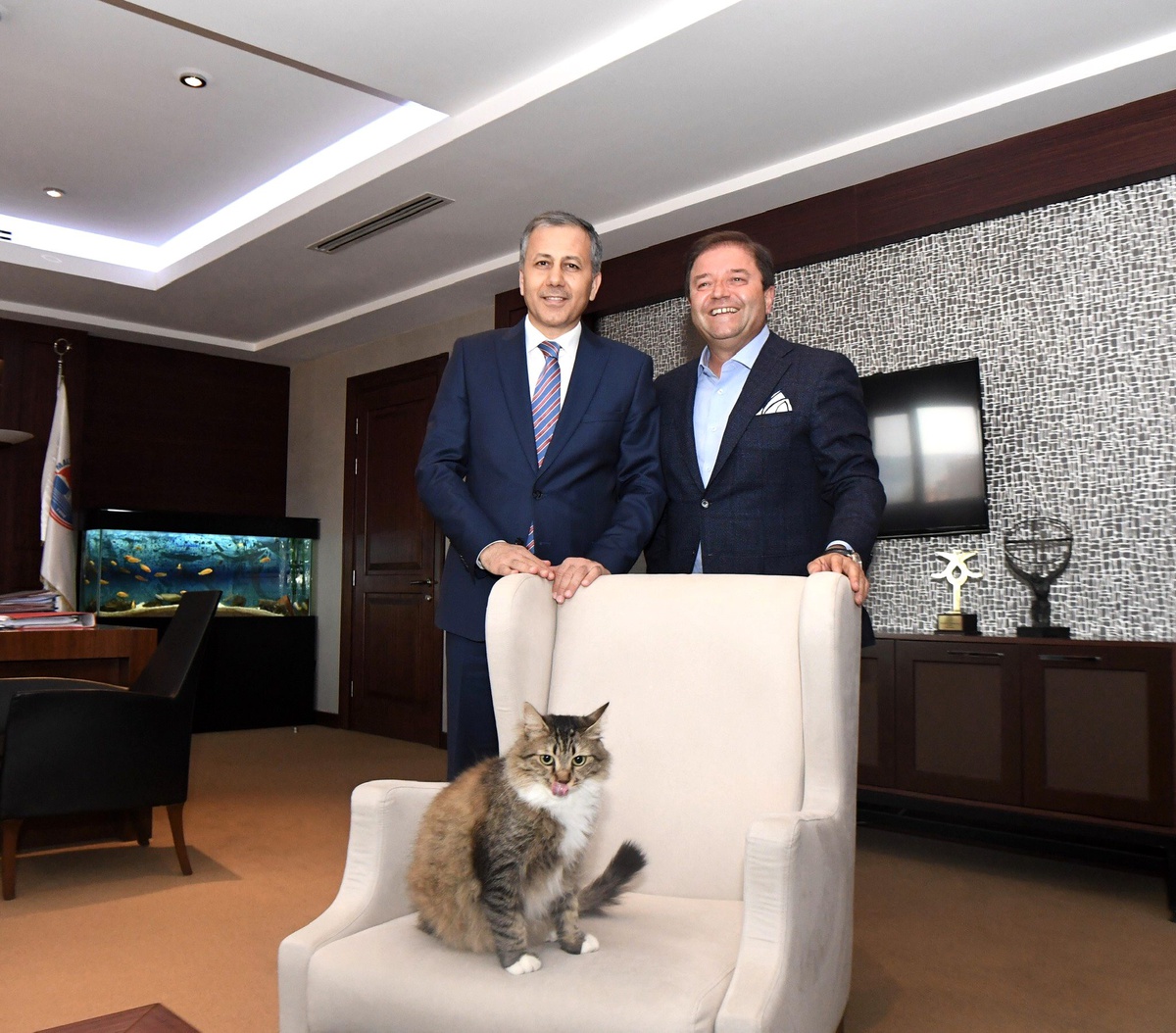 Vali Yerlikaya\'dan Başkan Kılıç\'a ziyaret