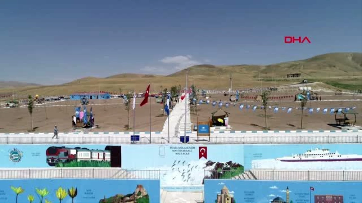 VAN Mollakasım Halk Plajı\'na ikinci kez \'Mavi Bayrak\'