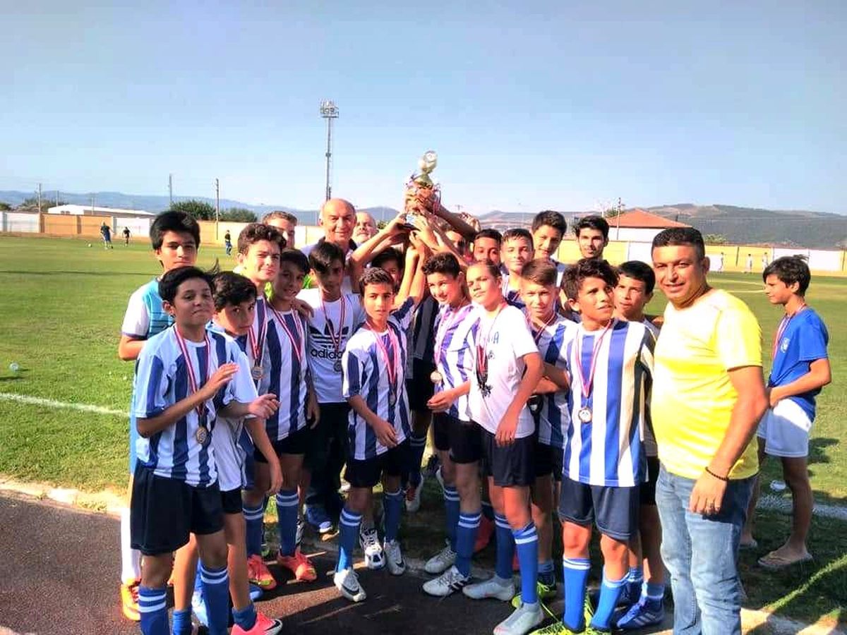 Yunusemre U-13 takımı il üçüncüsü oldu