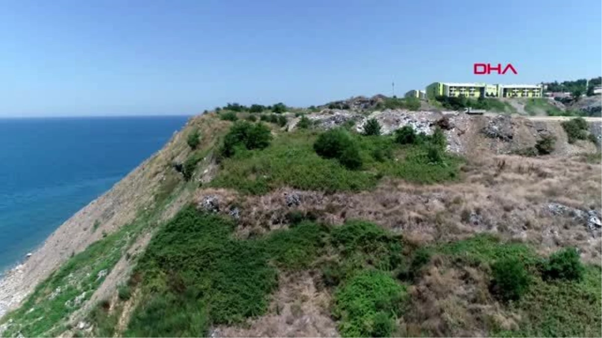 ZONGULDAK Kentin deniz kenarındaki eski çöp döküm alanı tehlike saçıyor