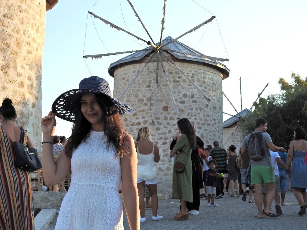 Alaçatı turizmine "gürültü" darbesi: Bazı turistler kenti terk etti