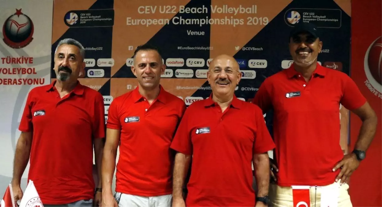 Antalya\'da, Avrupa U22 Plaj Voleybolu Şampiyonası başlıyor