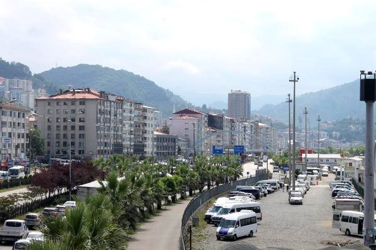 Giresun\'da 23 katlı bina tepkisi