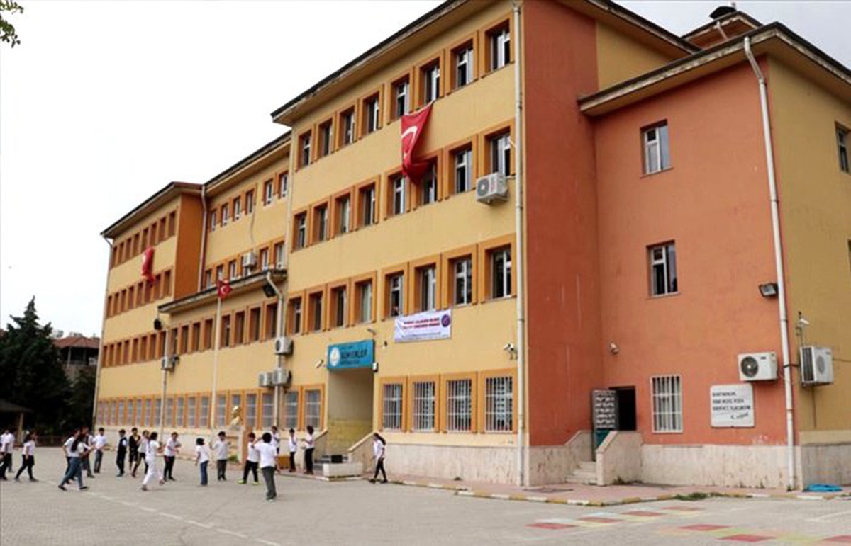 İlköğretim okullarında teneffüs süreleri uzatıldı