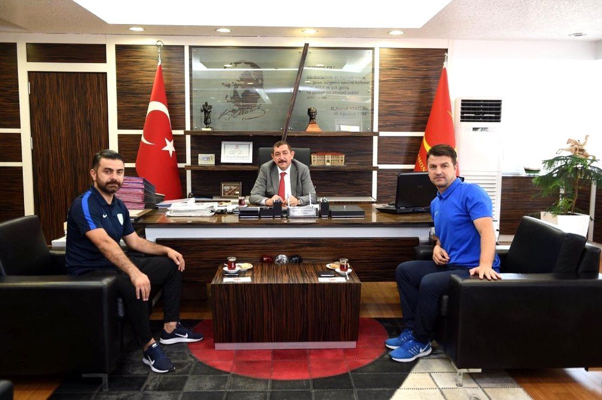 Kastamonu\'dan Başkan Ergün\'e spor yatırımı övgüsü
