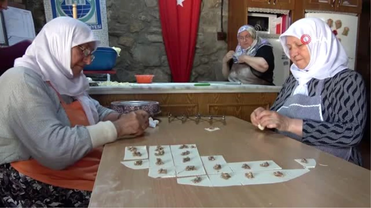 Köylü kadınların açtığı kafe Türkiye\'nin her yerinden ziyaretçi çekiyor