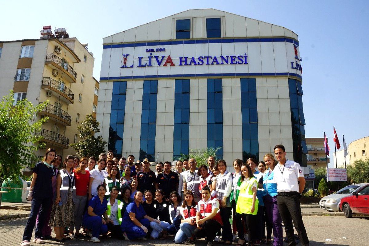 Özel Ege Liva Hastanesi\'ndeki tatbikat gerçeği aratmadı