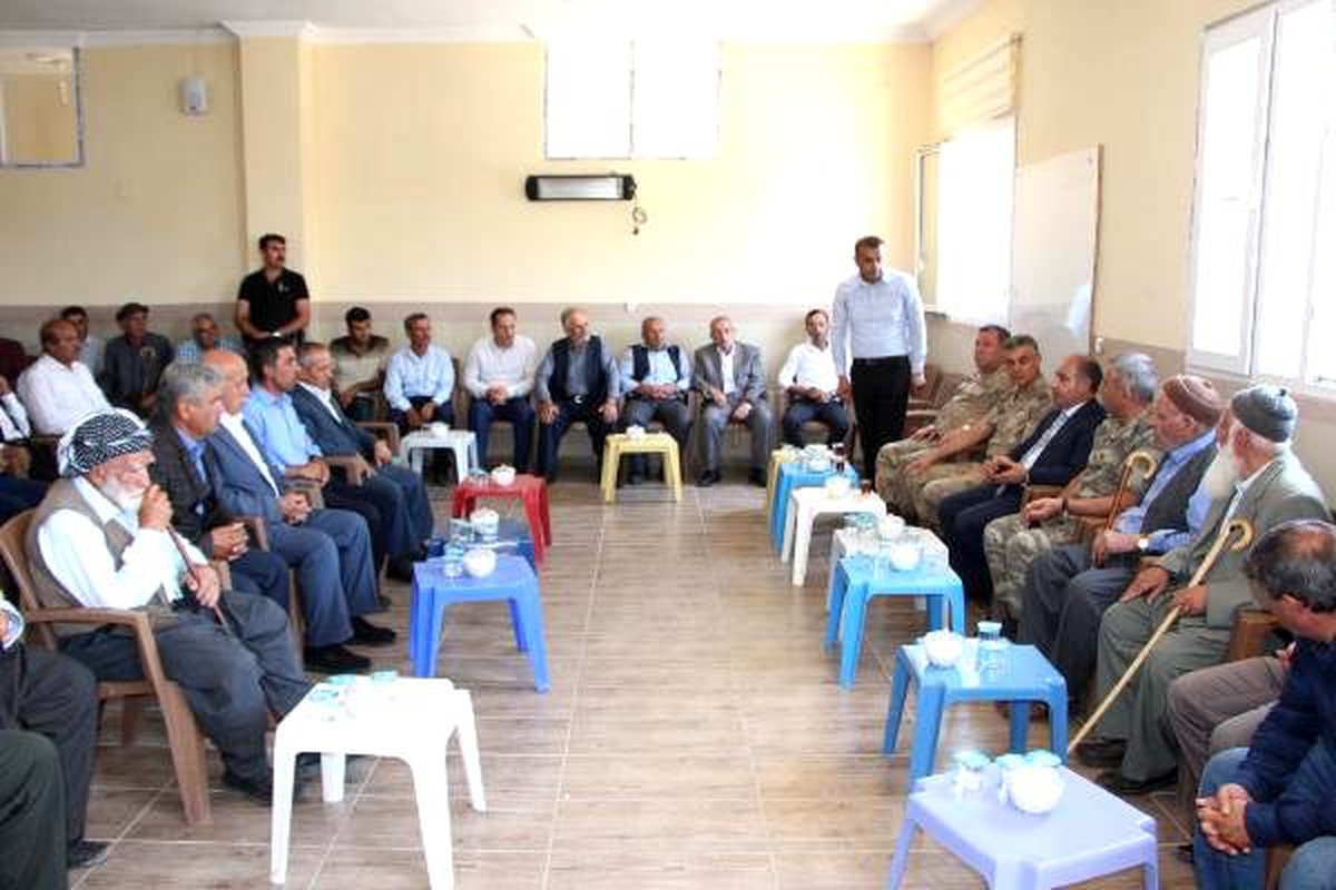 Şırnak\'ta PKK\'lı teröristlerin şehit ettiği 2 çoban toprağa verildi