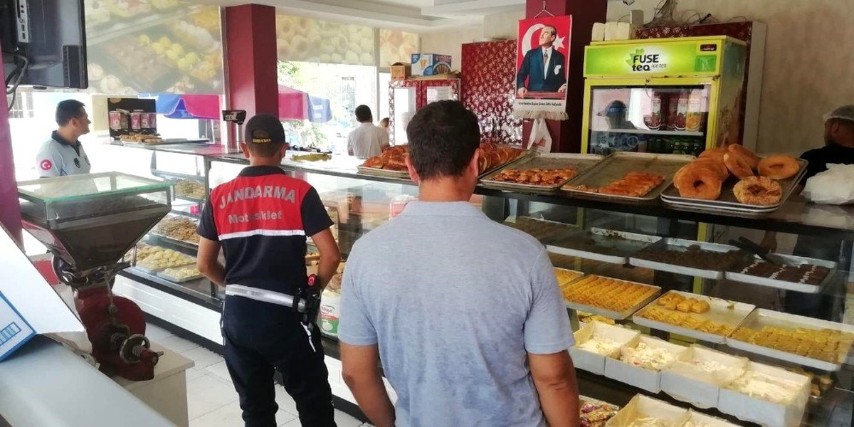 Tarsus\'da fırın ve pastanelerin denetimleri sürüyor