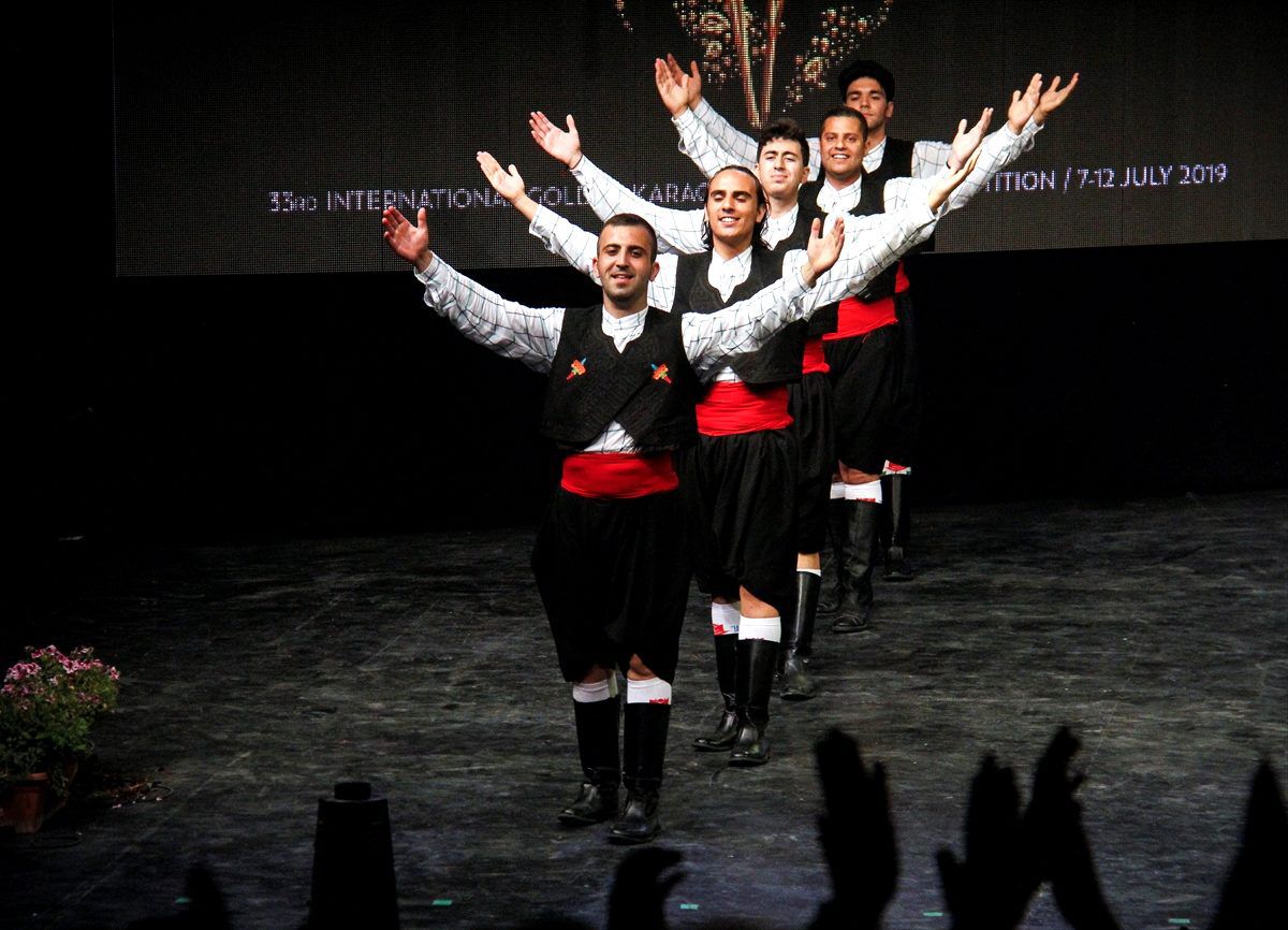 Uluslararası Altın Karagöz Halk Dansları Yarışması