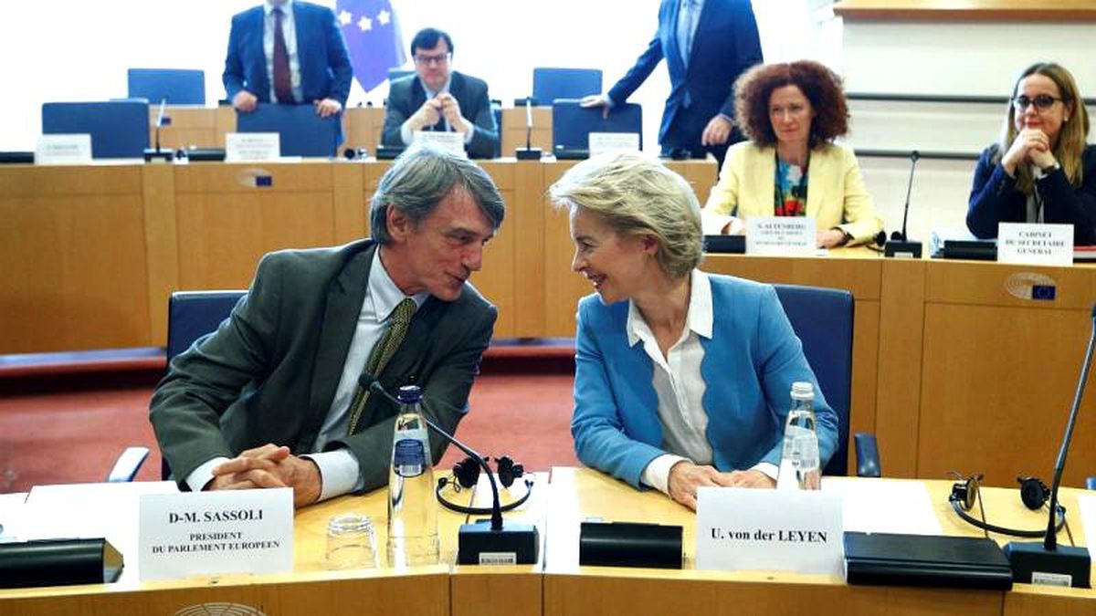 Von der Leyen AB Komisyonu başkanlığı için AP vekillerini ikna etmeye çalışıyor
