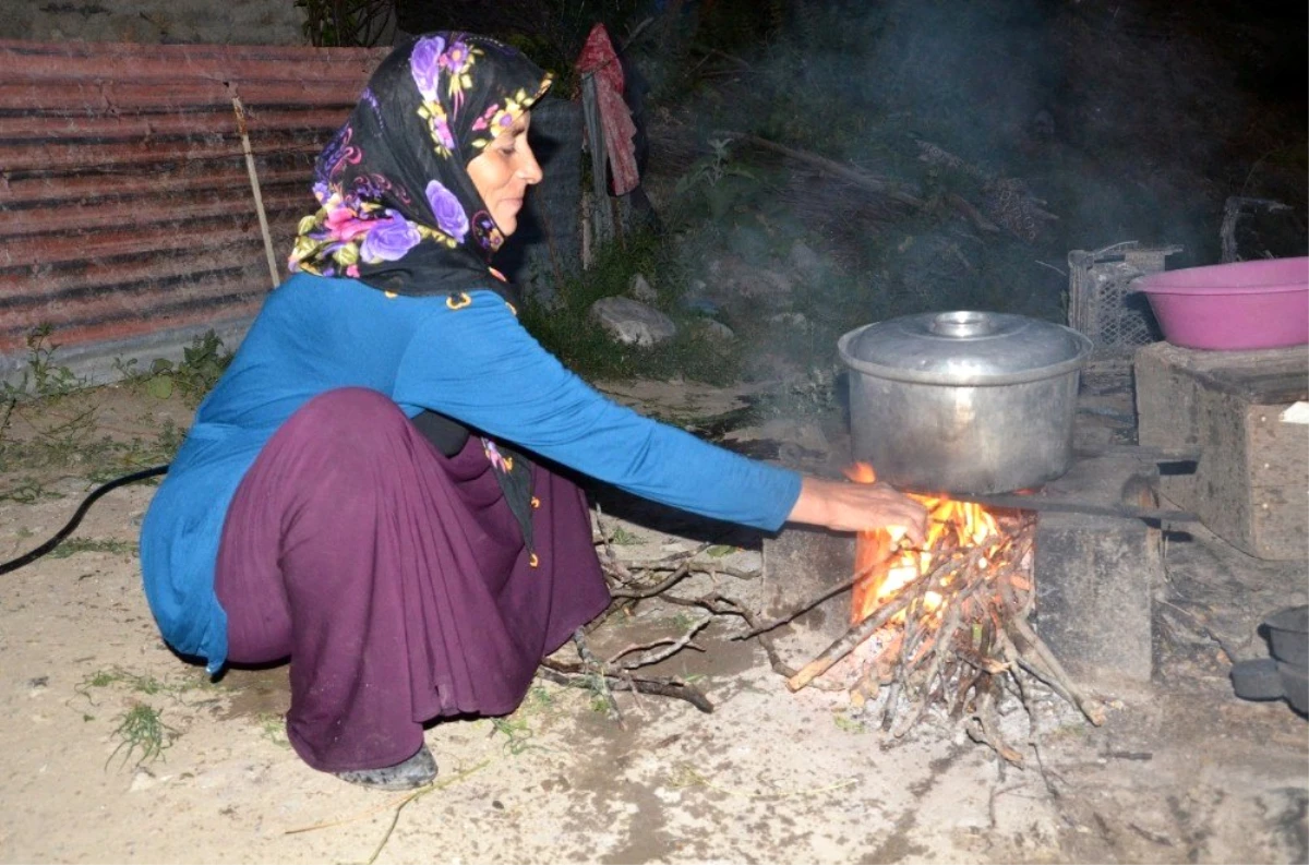 Yüksekova\'da taş ocak geleneği