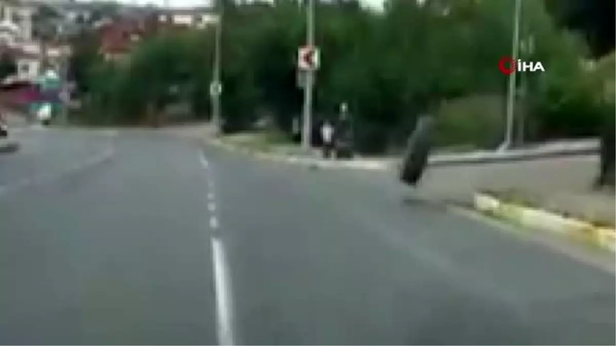 Arnavutköy\'de kamyon tekerleği küçük çocuğa böyle çarptı