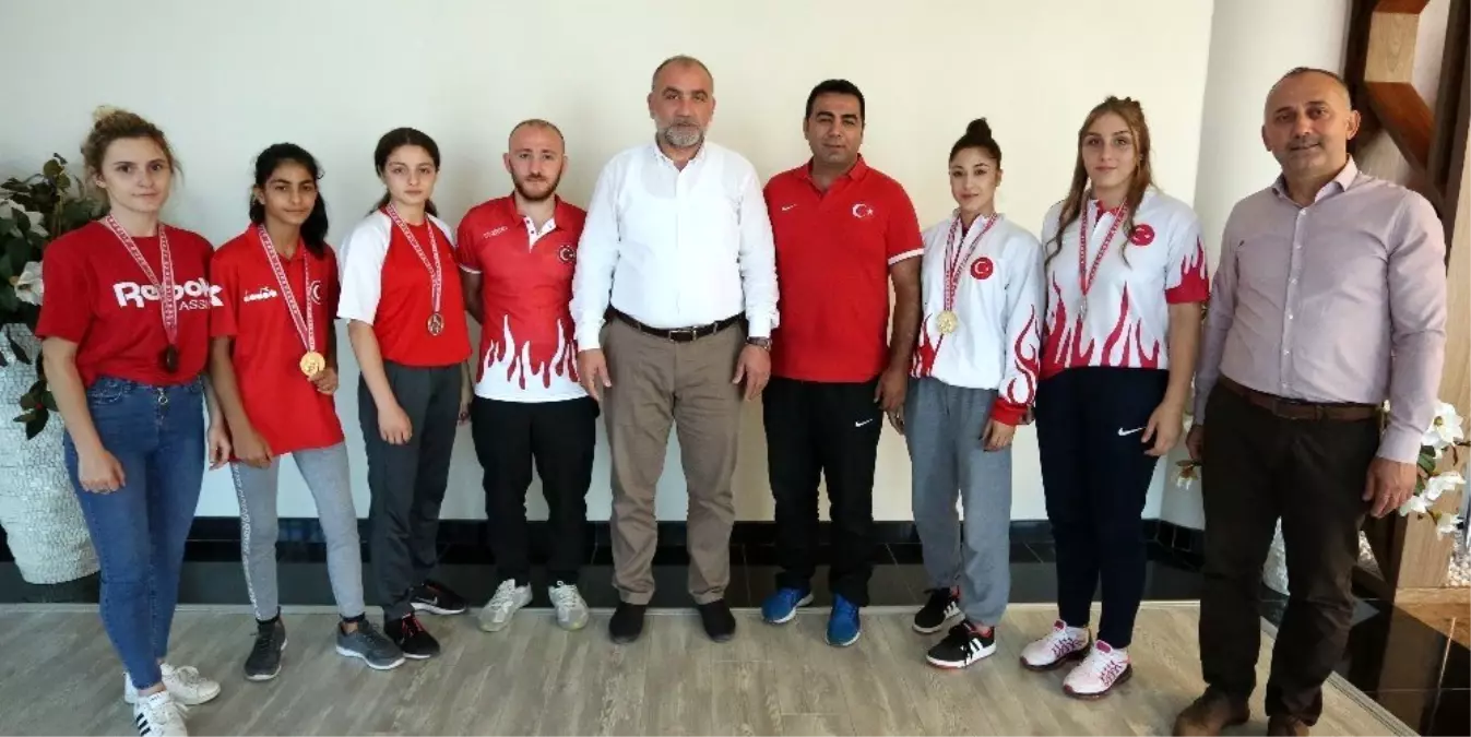 Başkan Sandıkçı: "Spora ve sporcularımıza desteklerimiz devam edecek"