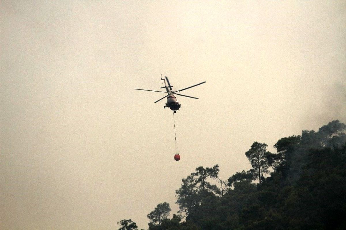 Dalamandaki yangında helikopterler havadan müdahaleye başladı
