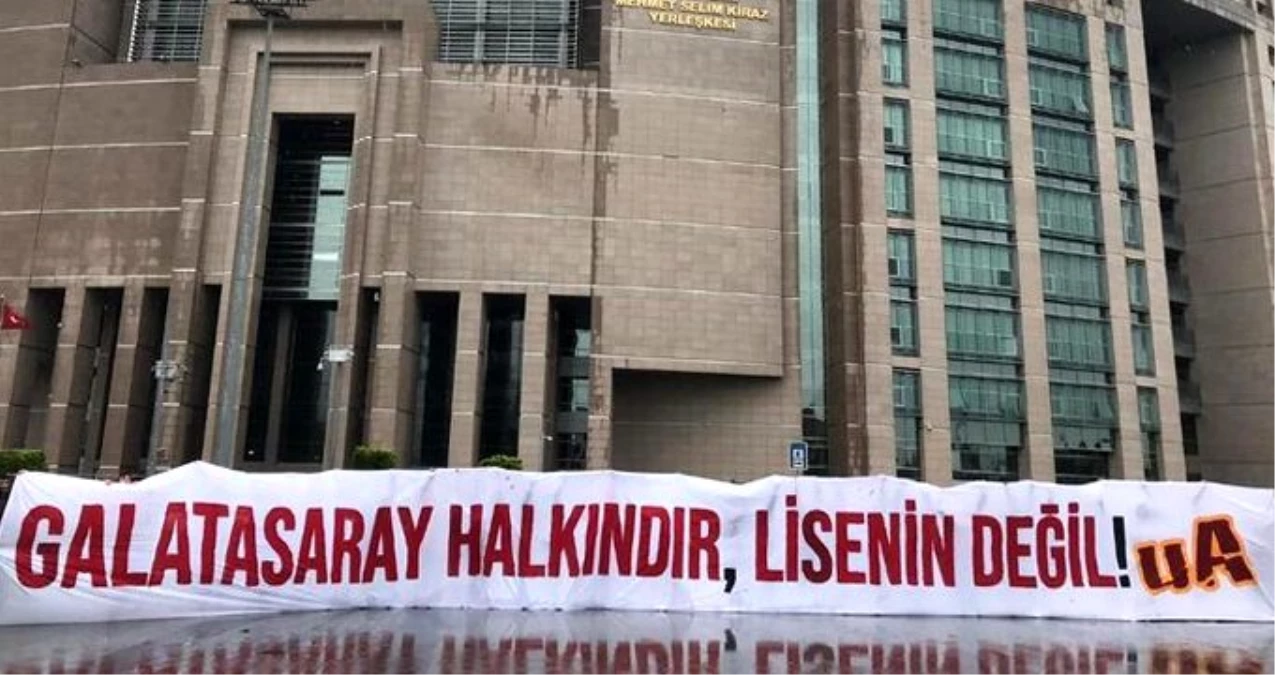 Galatasaray taraftarı mahkemeye akın etti