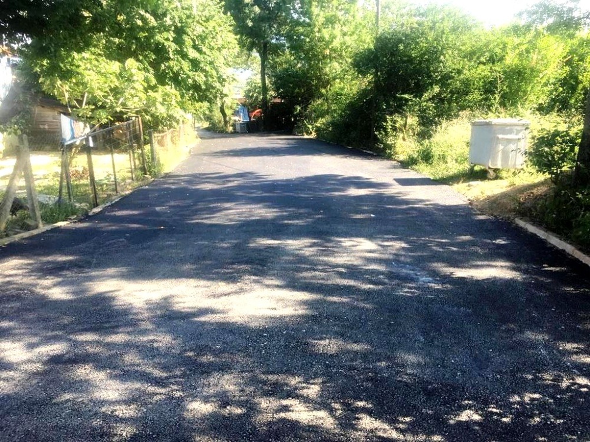 Gedikli köyü\'nün yolu tamir edildi