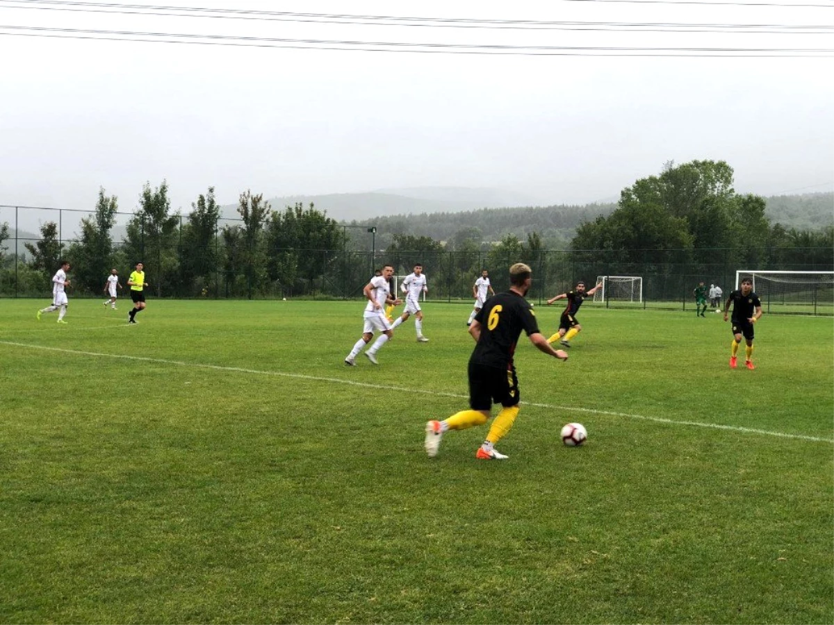 Hazırlık maçı: Evkur Yeni Malatyaspor: 0 - Rapid Bükreş: 2