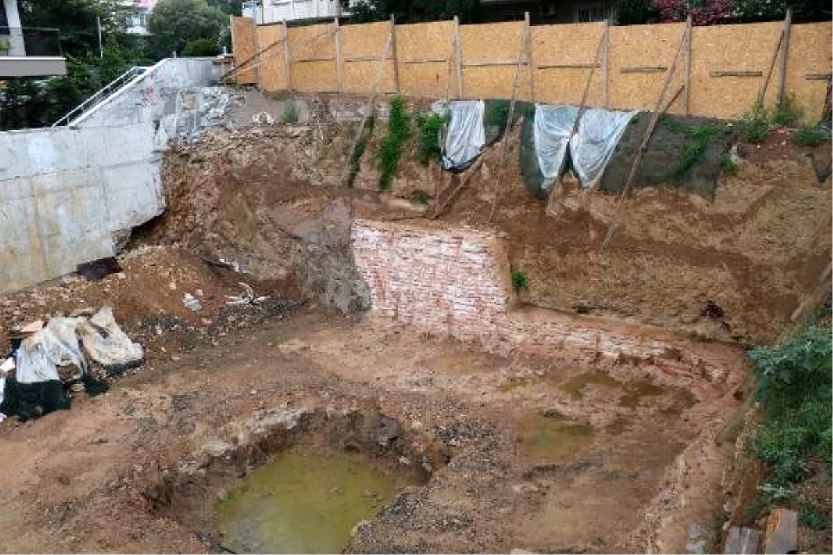 Kadıköy\'de inşaat kazısından tarihi Roma kalıntıları çıktı