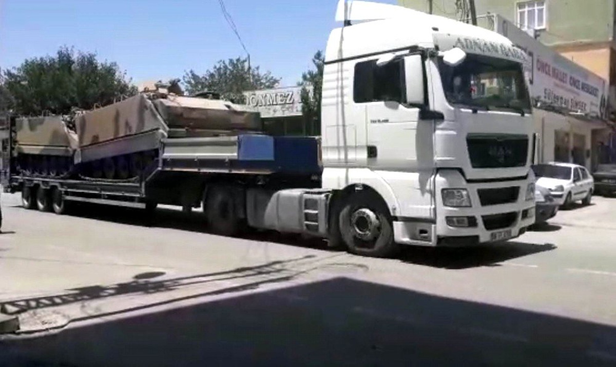 Kilis\'ten Fırat\'ın doğusuna ZPT sevkıyatı