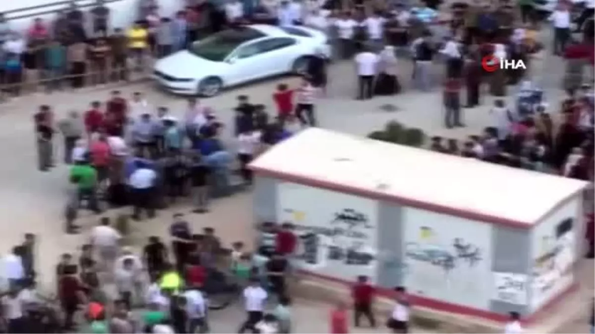 Kızıltepe\'de feci kaza...Beton mikseri kadını ezdi
