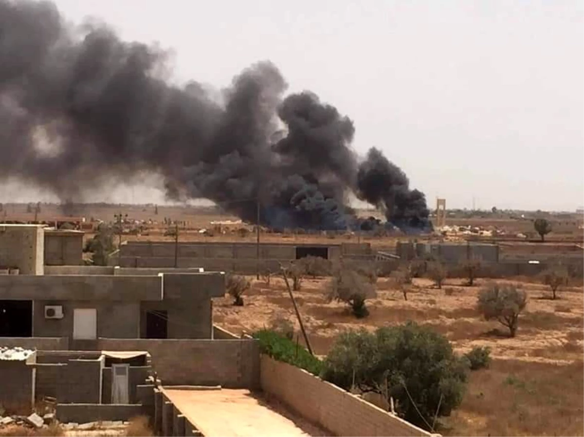 Libya\'da cenaze merasimine intihar saldırısı: 5 ölü
