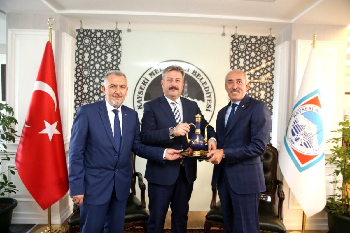 Melikgazi Belediye Başkanı Dr. Mustafa Palancıoğlu: "Kayseri bir esnaf şehri ve esnaf siteleri ile...