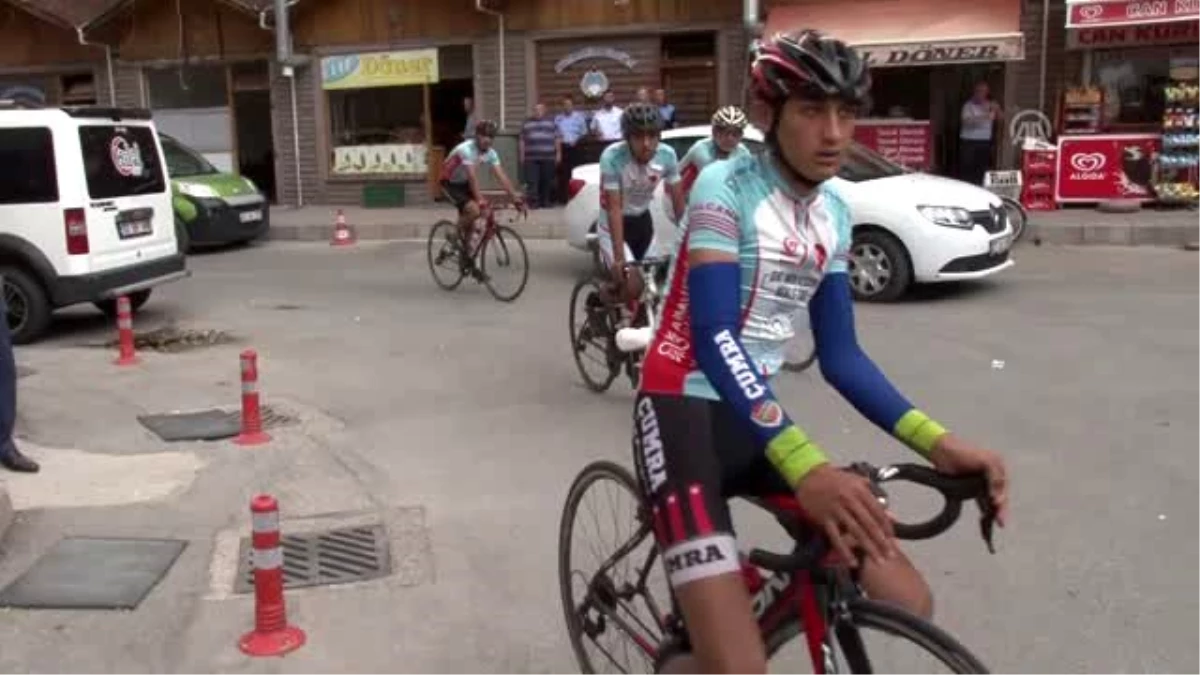 "Ömer Halisdemir 3. Ulusal Bisiklet Turu"