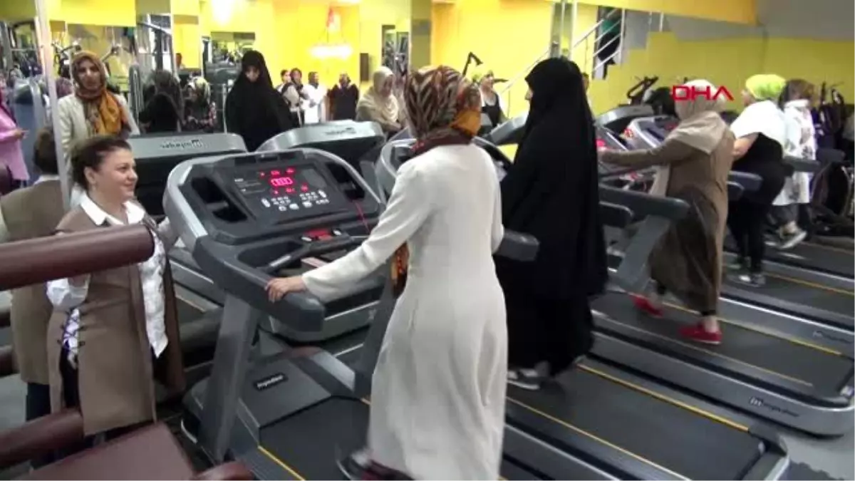 Şanlıurfalı kadınlar, zumba ve pilatesle zayıflıyor