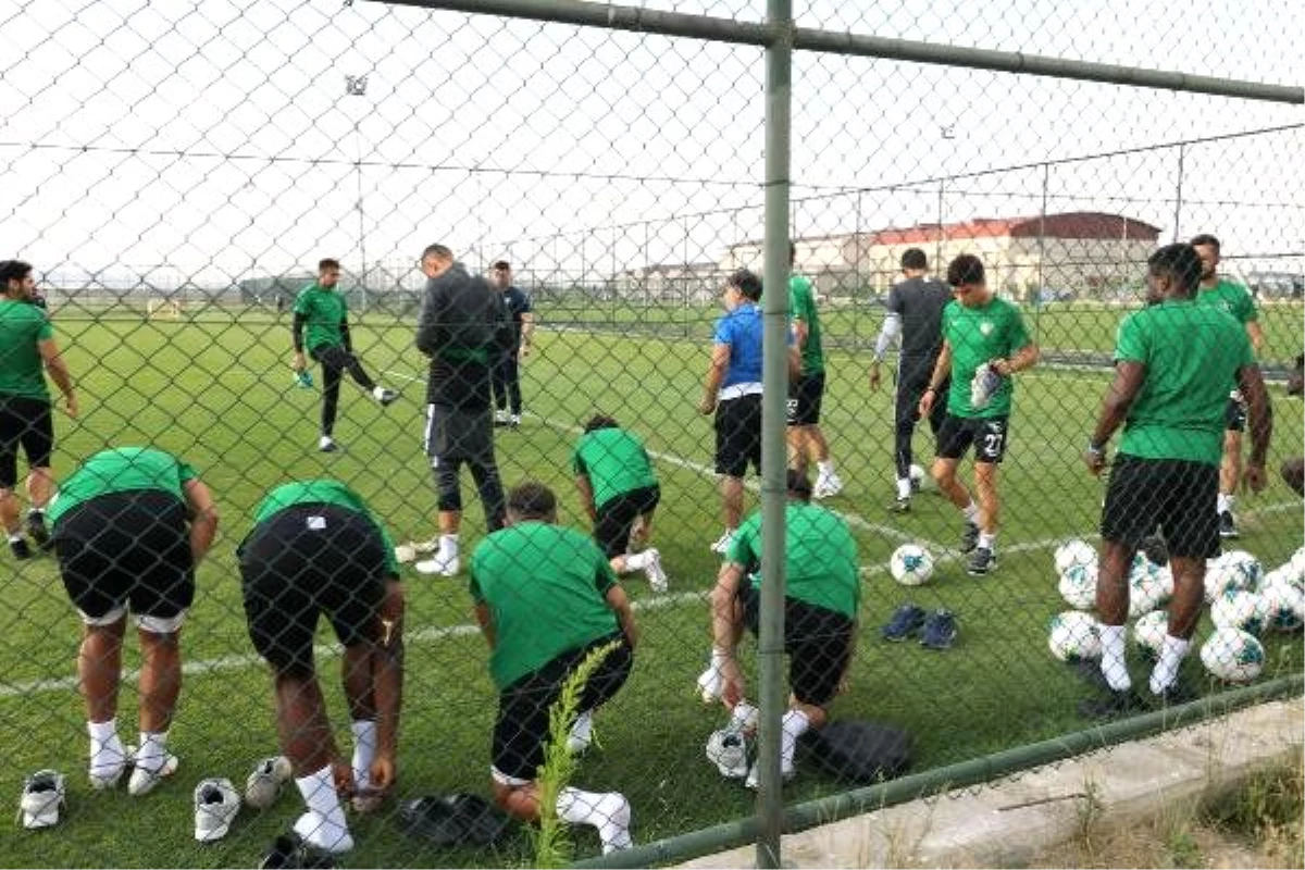 Sapunaru ve Yumlu, Denizlispor kampına katıldı