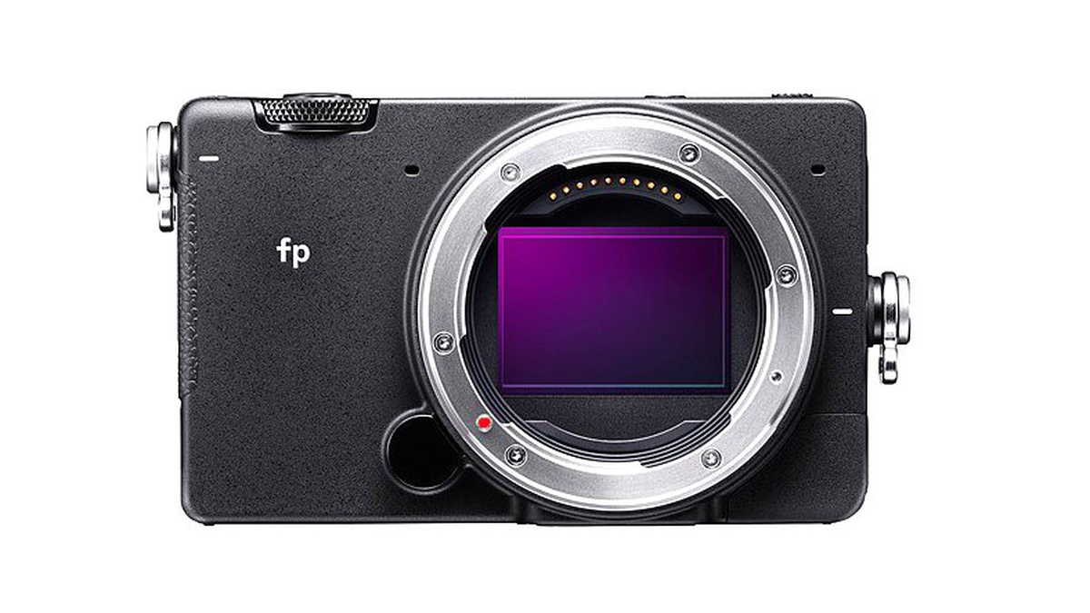 Sigma, Dünyanın En Küçük ve En Hafif Aynasız Fotoğraf Makinesini Duyurdu