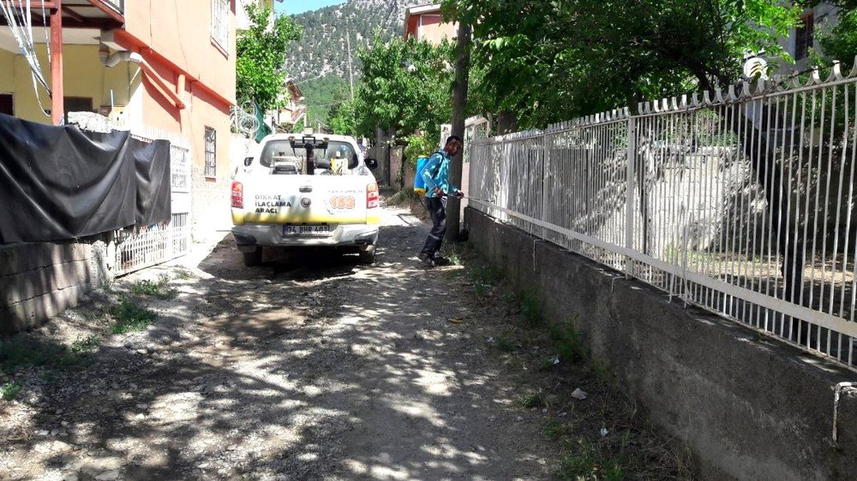 Sivrisinekle mücadele sürüyor