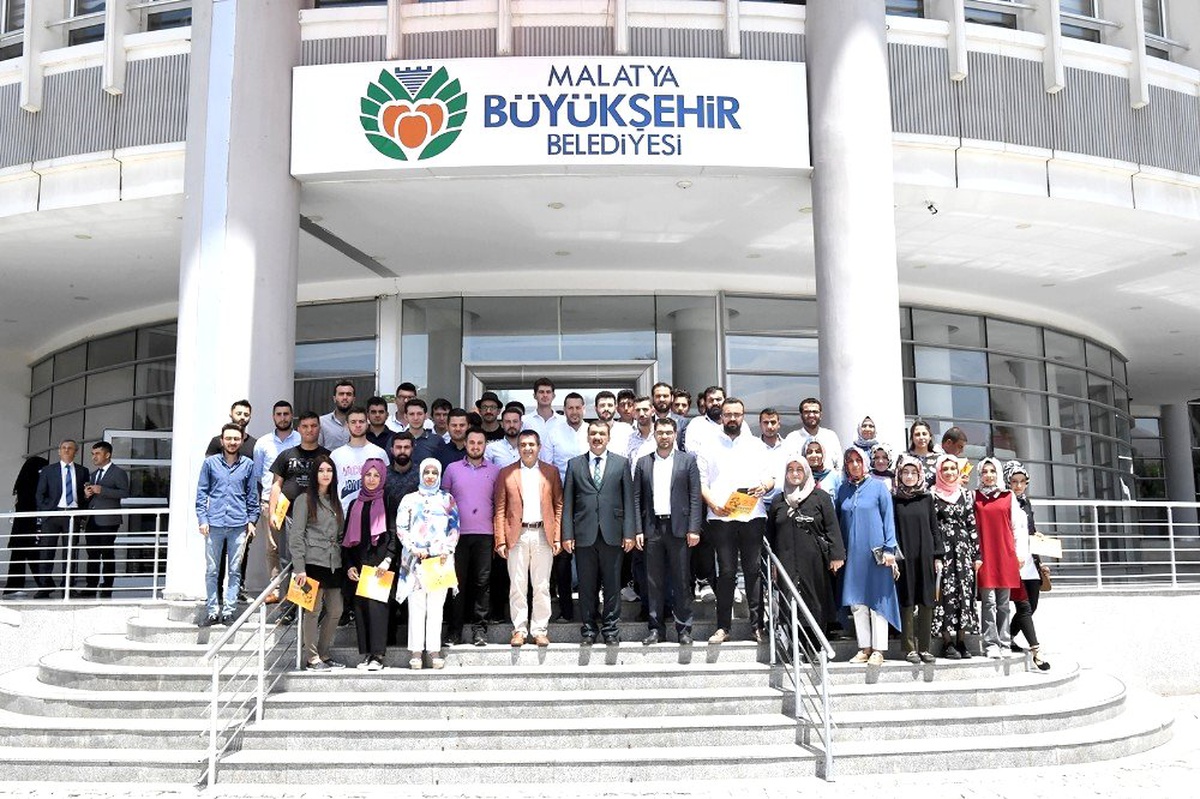 Başkan Gürkan, AK Partili gençleri kabul etti