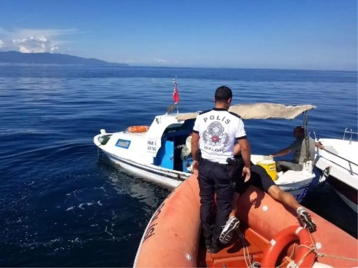 Batan teknedeki balıkçıyı deniz polisi kurtardı