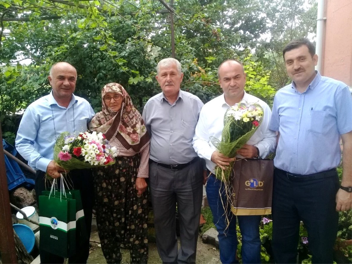 Belediye Başkanı Semerci, şehit ailesini ziyaret etti
