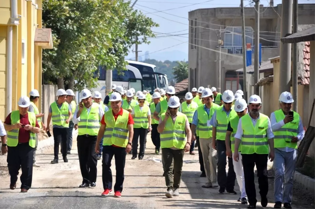 Çanakkale\'nin yolları betondan dökülüyor