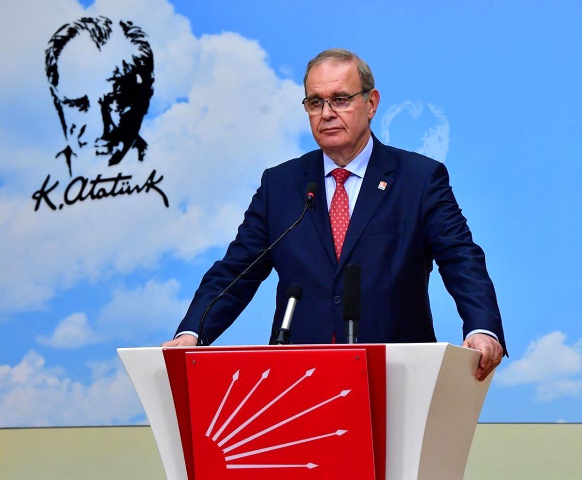 CHP Sözcüsü Öztrak: "O rejimin adı demokrasi olmaktan çıkar"