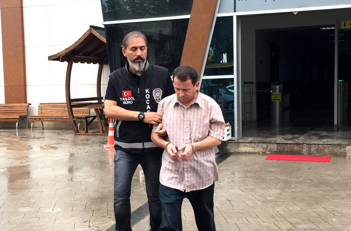 GÜNCELLEME - Çaldığı ürünleri polise satmaya çalışırken yakalandı