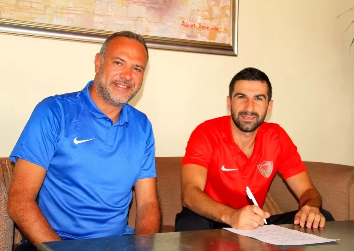 Hatayspor, Furkan Şeker\'i kadrosuna kattı