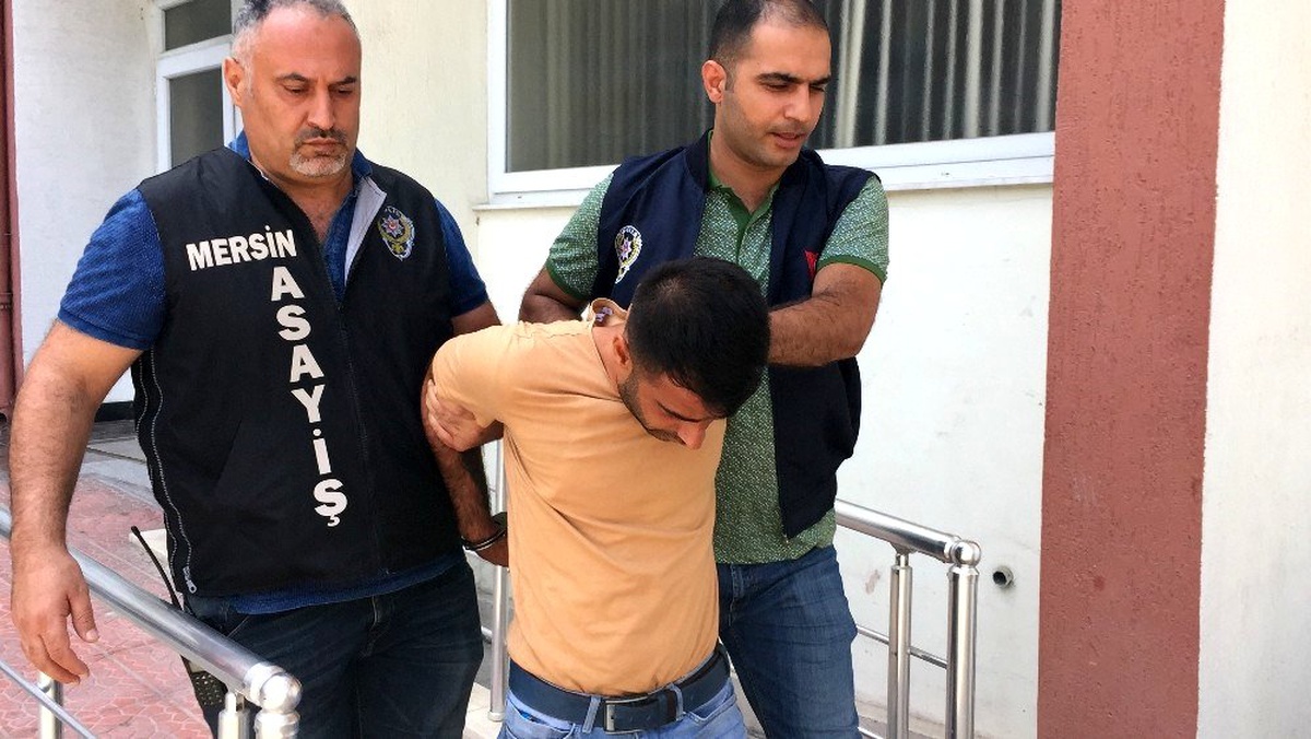 Hırsızlık zanlısı önce kameralara sonra polise yakalandı