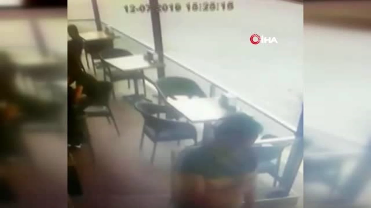 Kafeteryada tartıştığı arkadaşını vurup kurşunu çöpe attı