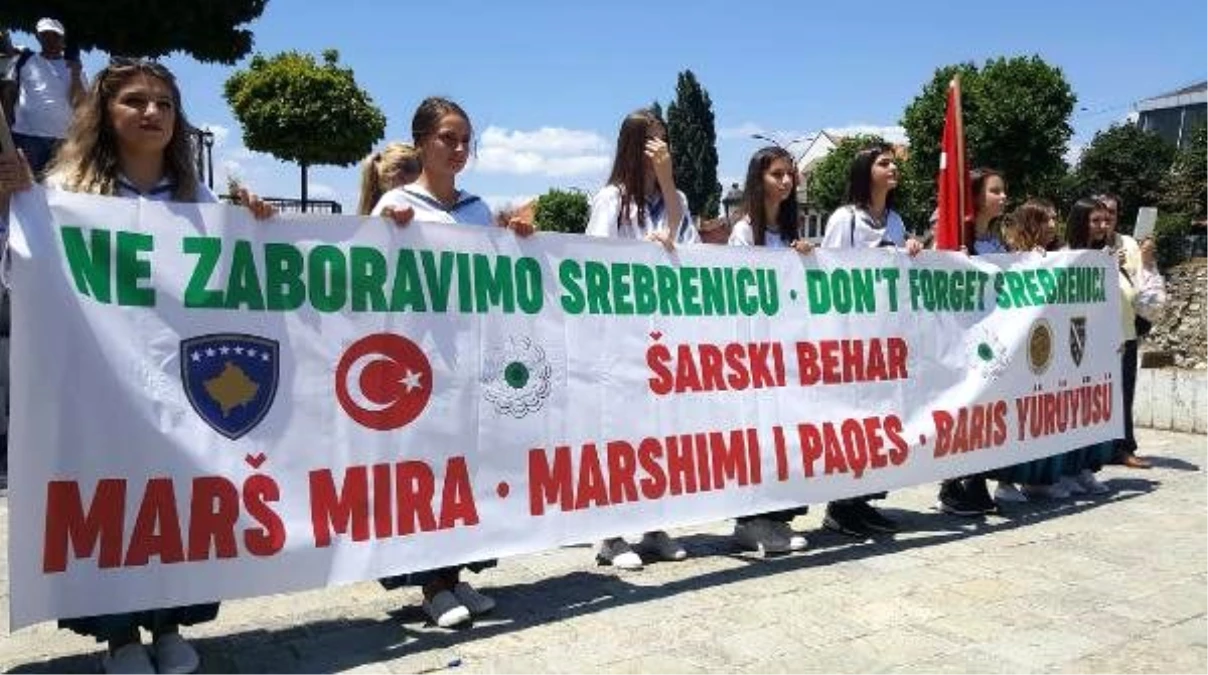 Kosova\'da Srebrenitsa Soykırımı kurbanları anıldı