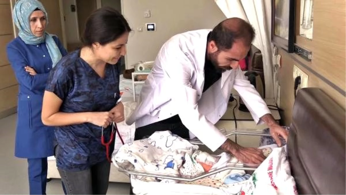 Muş\'ta yeni doğan bebeğe omurilik ameliyatı