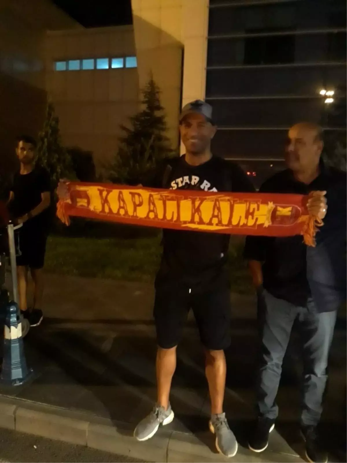 (Özel) Aymen Abdennour, Kayseri\'ye geldi